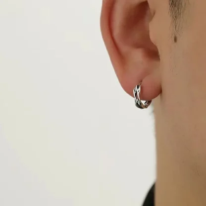 Earrings with Round Black Geometry Design - Image 3