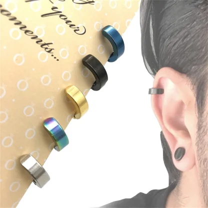 Thick Cuff Earring with Sleek Design - Image 8