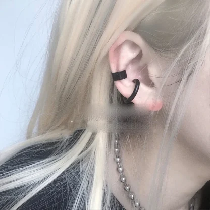 Non Piercing Earring with Geometric Design - Image 2