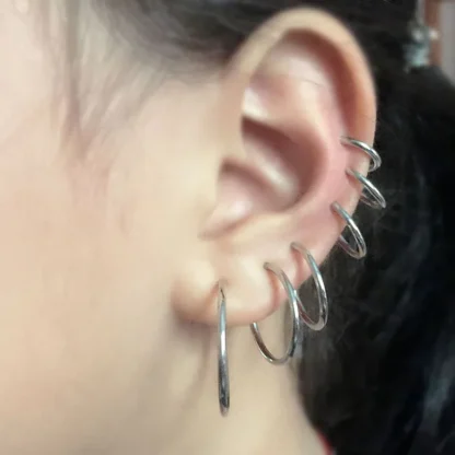 No Piercing Earrings with Round Design - Image 3
