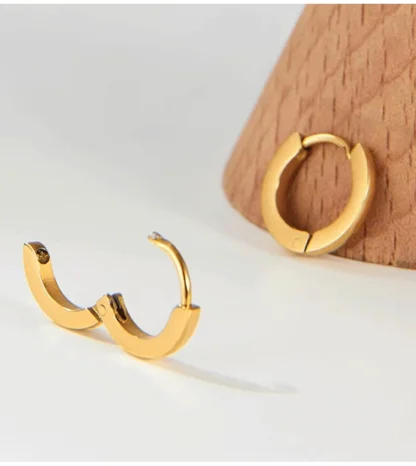 Minimalist Hoop Earrings with Thick Design - Image 6